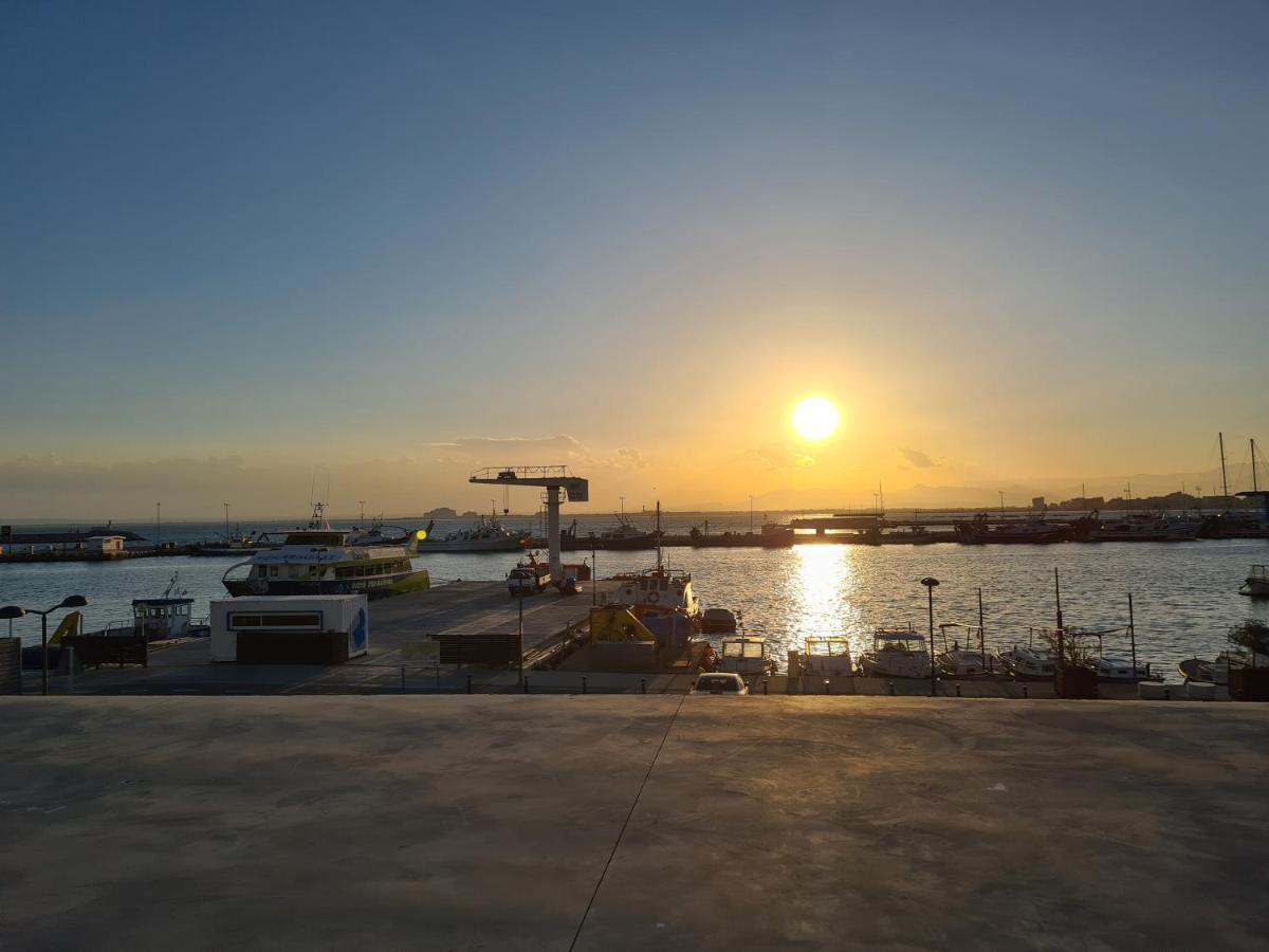 Acogedor Apartamento Vistas Al Mar Roses Esterno foto