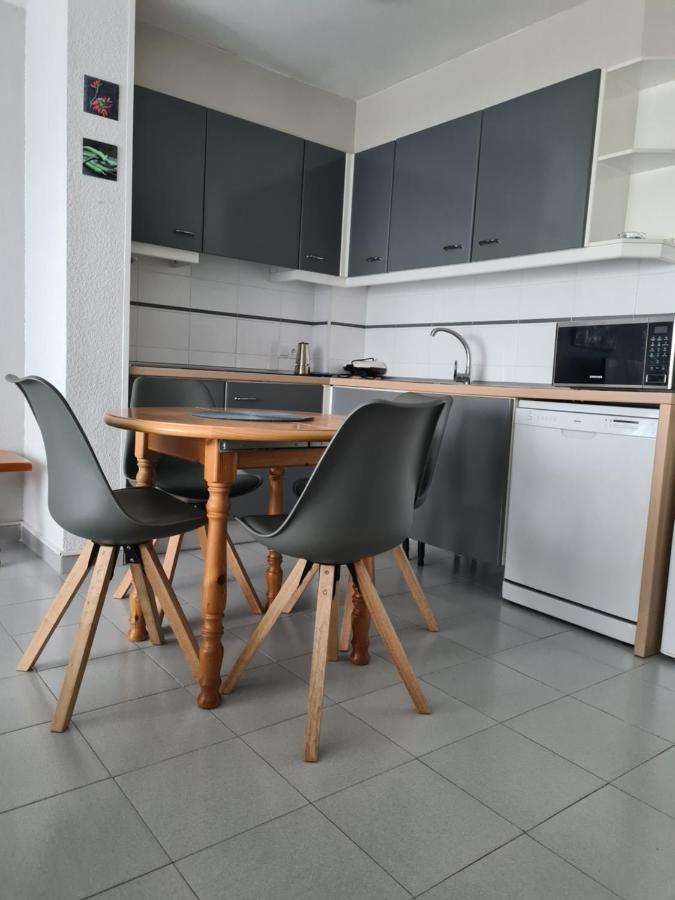 Acogedor Apartamento Vistas Al Mar Roses Esterno foto